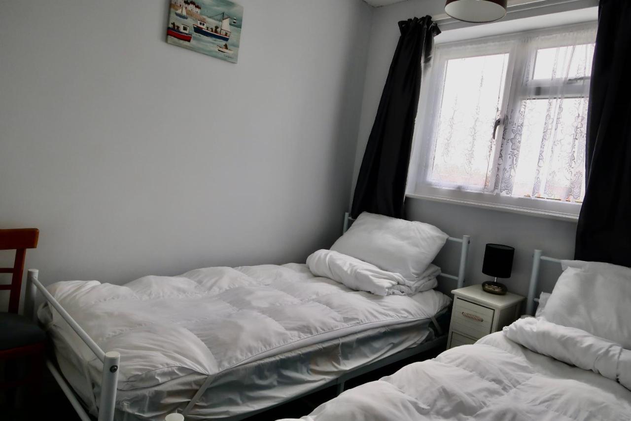 Charming Spacious 3-Bedroom Beach Holiday House, Norfolk Hemsby Bagian luar foto